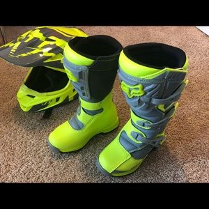 Fox Racing youth gear
